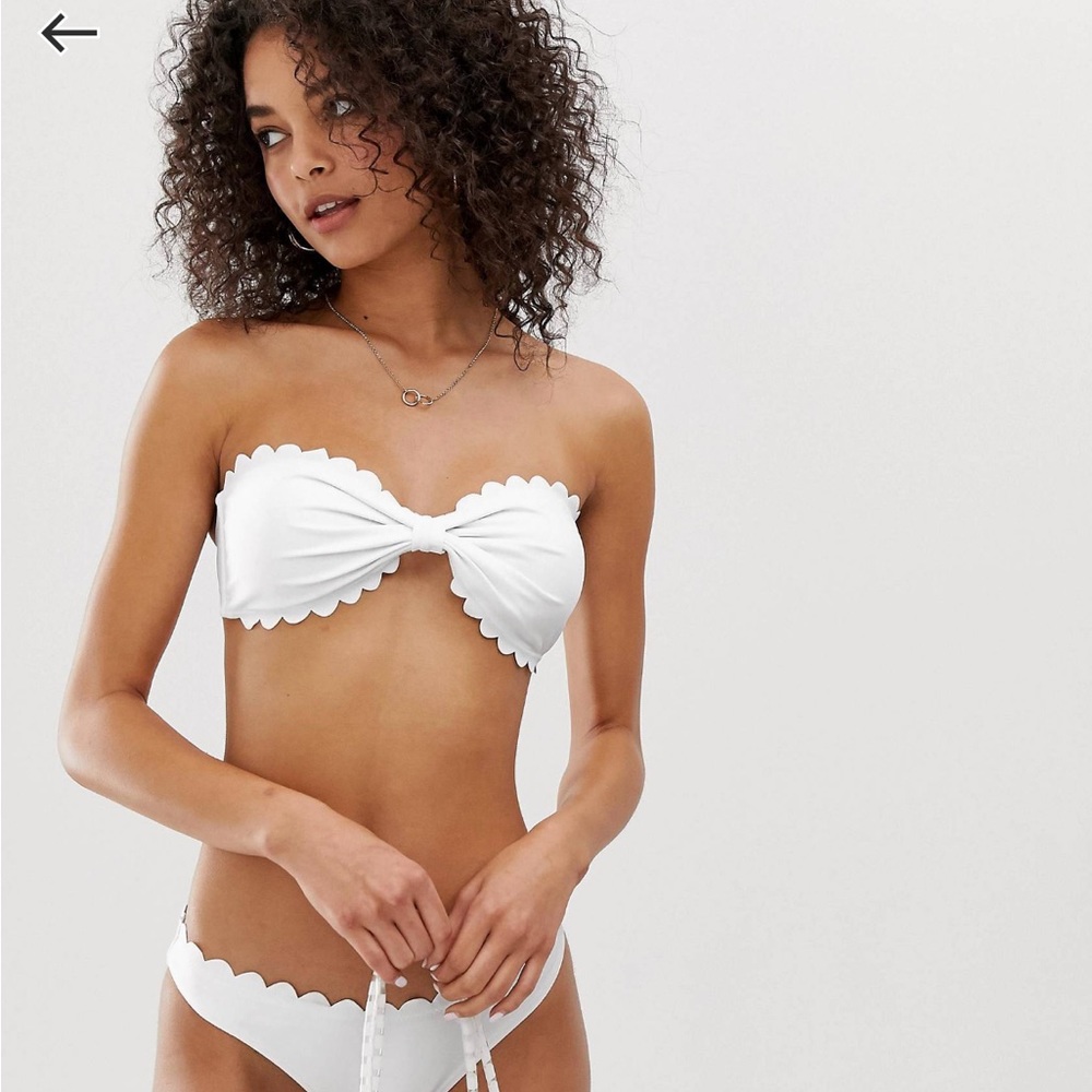 scallop edge bikini